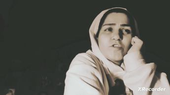 فرش قرمز